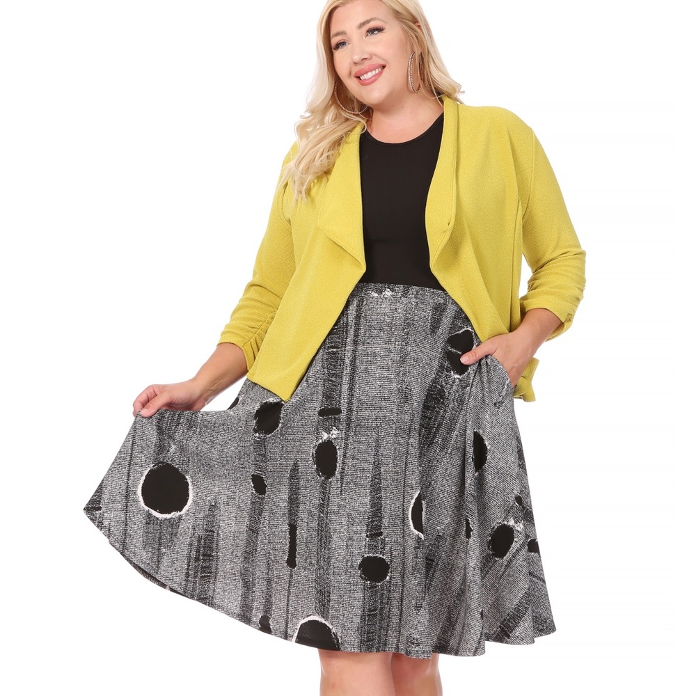Knee Length circle skirt with side seam pockets.
